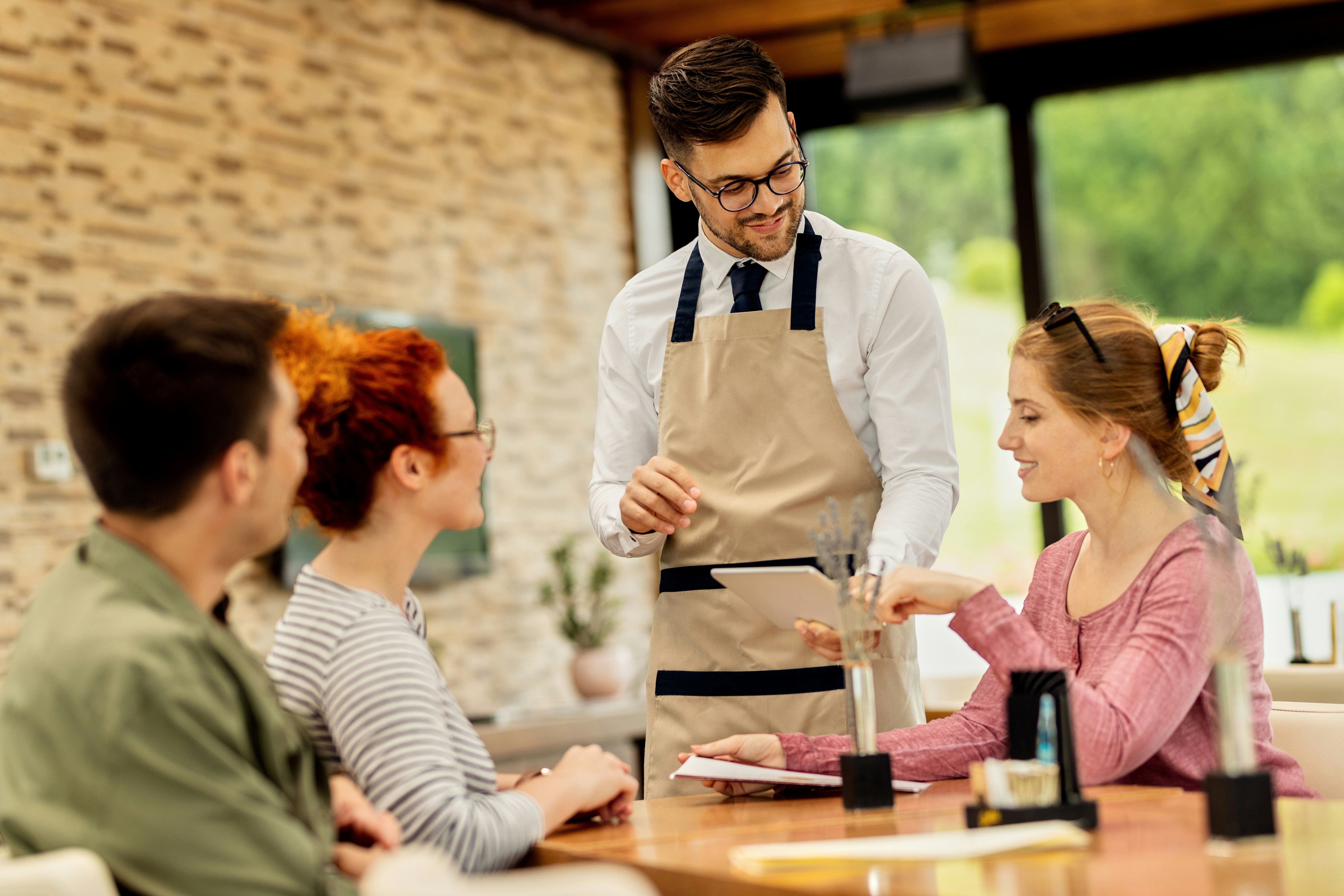 Restaurant staff using Smart Dining